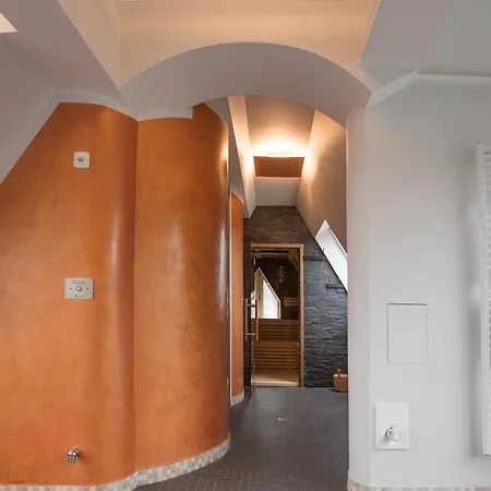 Отель Am Markt Саарбург